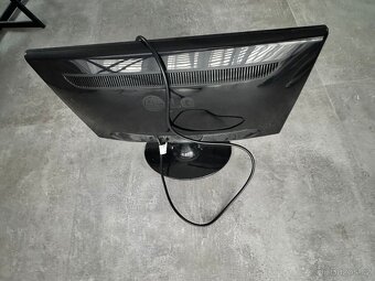 Monitor LG 21,5" W2261VP-PF - 2