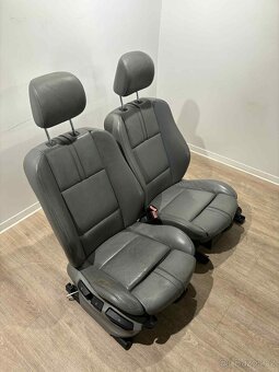 /// Sedačky BMW X3 2004 /// - 2