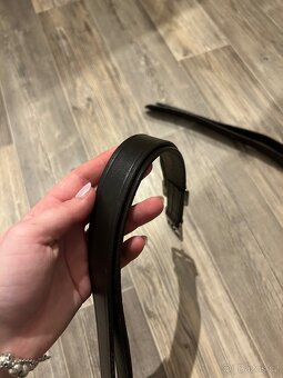 Hnědé třmenové řemeny - 2