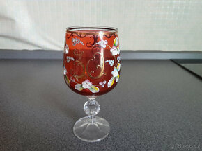 Sklenice s číslem 30 - 2