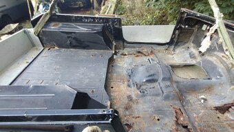 Karoserie JEEP Wrangler YJ - 2