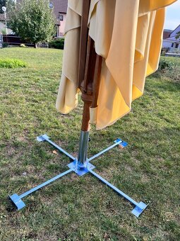 Nový hospodský slunečník Pilsner Urquell - 2