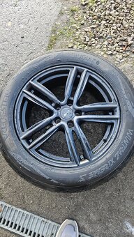255/55R19 - 2