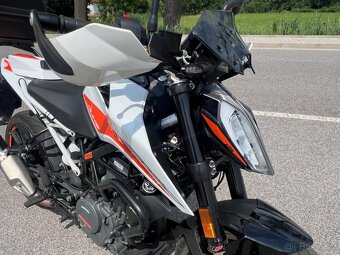 KTM 390 Duke - 2