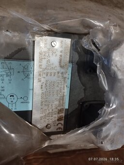 Servomotor 2 ks - 2