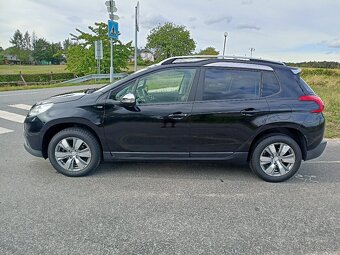 Peugeot 2008 1.2 VTi STYLE - 2