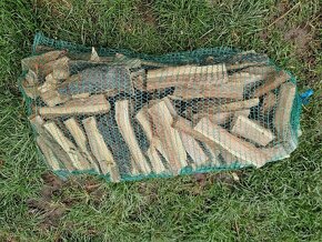 Suché švestkové dřevo na uzení a grilování - 2
