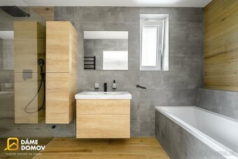 Prodej rodinného  domu 5+kk 200 m2 s pozemkem 798 m2 - Otrok - 2