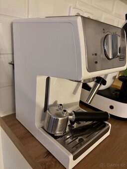 Kávovar DeLonghi Active Line ECP 33.21.W - 2