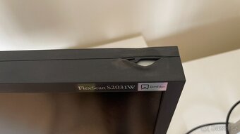 LCD Monitor Eizo FlexScan 20" S2031W černý - 2