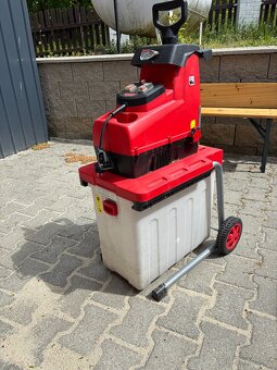 štěpkovač - Elektrický drtič větví - HECHT 6285 XL Silent - 2