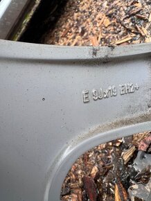 Kola bmw x5 , x6 plus zimní pneu 8 mm - 2