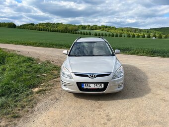 Hyundai i30 CW 1,6 Crdi 84kW rok 2009 - 2