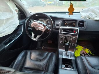 Volvo - 2