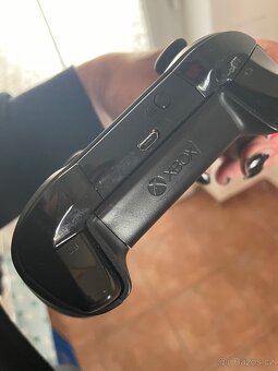 Xbox ovladač - 2
