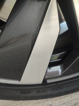 Prodám pneumatiky 225/40r18 - 2