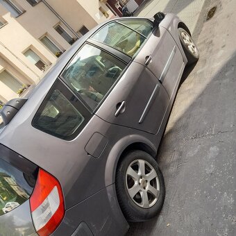 Renolt grand scenic 1.9 dci - 2