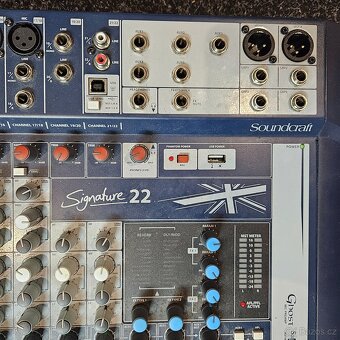 Soundcraft Signature 22 - 2
