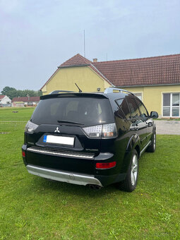 Mitsubishi Outlander 2,0 DI-D 103kw (zamluveno) - 2