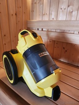 Prodám zánovní vysavač Karcher VC 3 - 2