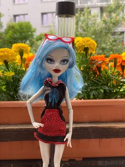 Monster High Ghoulia Scaris - 2