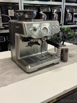 Kávovar Sage BES875BSS - 2