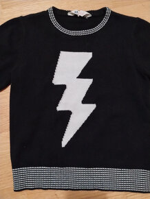 Černý svetr s bleskem H&M, 110/116 - 2
