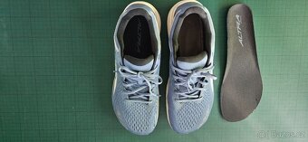 Altra - 2