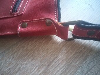Kožená crossbody kabelka 31 x 35cm - 2