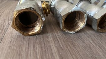 Termostatický ventil přímý 1"- 8ks - 2