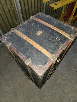 starožitný lodní kufr - 2