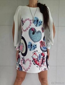 Nádherné zajímavé šaty - dámské - nové - 2