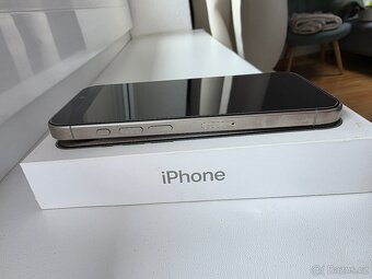 Apple iPhone 15 Pro 128GB přírodní titán - 2