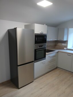 Pronajmu rodinný dům po rekonstrukci - 2