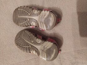 Dívčí sandály 25 - 2