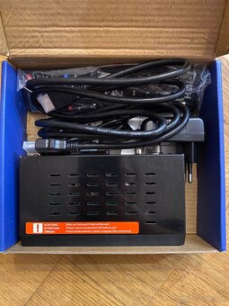 Satelitní přijímač Anadol - 2