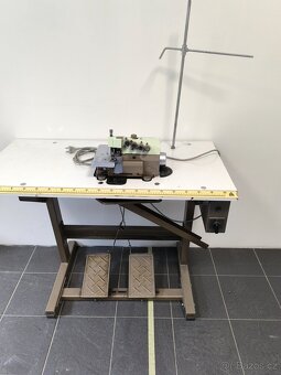 Průmyslový šicí stroj - 2