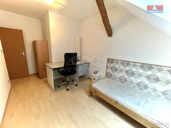 Pronájem bytu 3+kk, 12 m², Zlín, ul. třída 3. května, pokoj - 2