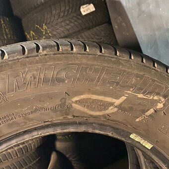 Letní pneu 215/65 R16 98H Michelin 4,5mm - 2