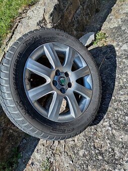 Originál ALU kola Škoda Fabia Roomster R15 + zimní pneu - 2