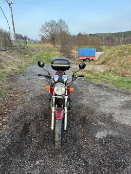 SUZUKI GSX 750 - 2