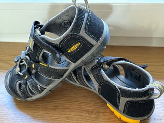 Super letni sandale KEEN - 2