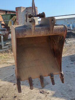 lžíce na traktor bagr - 2