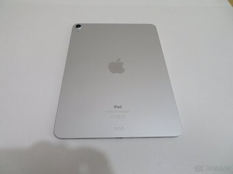 Apple iPad Air (4th generation) 64GB - 2