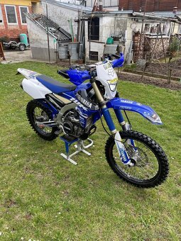 Yamaha WR450 - 2