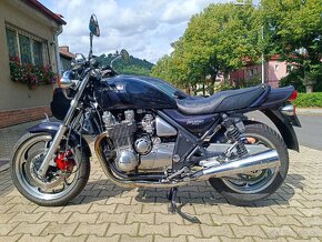 Kawasaki Zephyr 1100 - 2