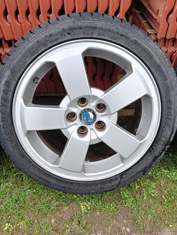 Alu original Škoda 6,5x16 5x100 ET42 pneu 205/45 - 2