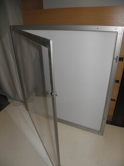 Nástěnka - plocha, reklama - 2
