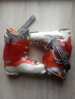 LYŽÁKY - FISHER  SOMA MX  PRO 95 - VELIKOST 27,5 CM - 2