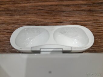 Pouzdro k airpods 2generace - 2